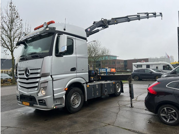 Kraanaga veoauto MERCEDES-BENZ Actros 1842