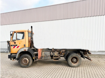 Kabiinišassiiga veoauto MERCEDES-BENZ SK 1824