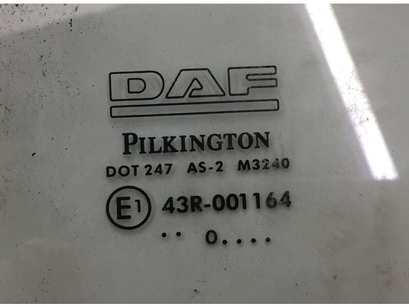 Aken ja varuosad DAF DAF, PILKINGTON XF105 (01.05-): pilt 2