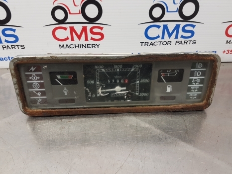 Tuled/ Valgus - Traktor Fiat 66, 90, 93 Series 90-90, 100-90 Instrument Cluster Clock 5125046, 5105878: pilt 2