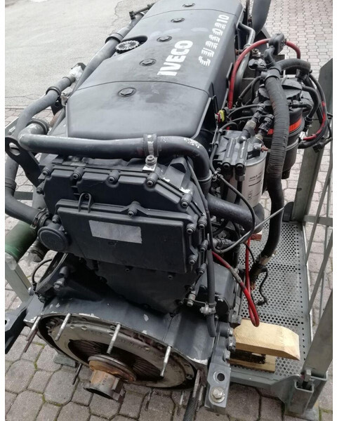 Mootor - Veoauto Iveco STRALIS CURSOR 10 F3AE3681 EURO 5: pilt 2