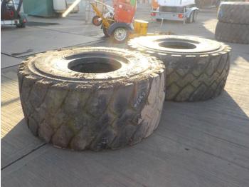  Goodyear 26.5R25 Foam Filled Tyre (2 of) - Rehv