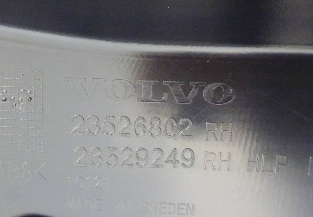 Kabiin - Veoauto Strålkastarsarg NY Volvo FH: pilt 3