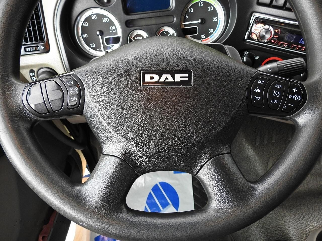 Kasti veoauto DAF LF 45.210 Koffer + tail lift: pilt 18