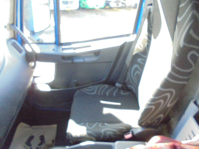 Kasti veoauto Iveco EuroCargo 120E22 + Euro 5 + LIFT: pilt 14