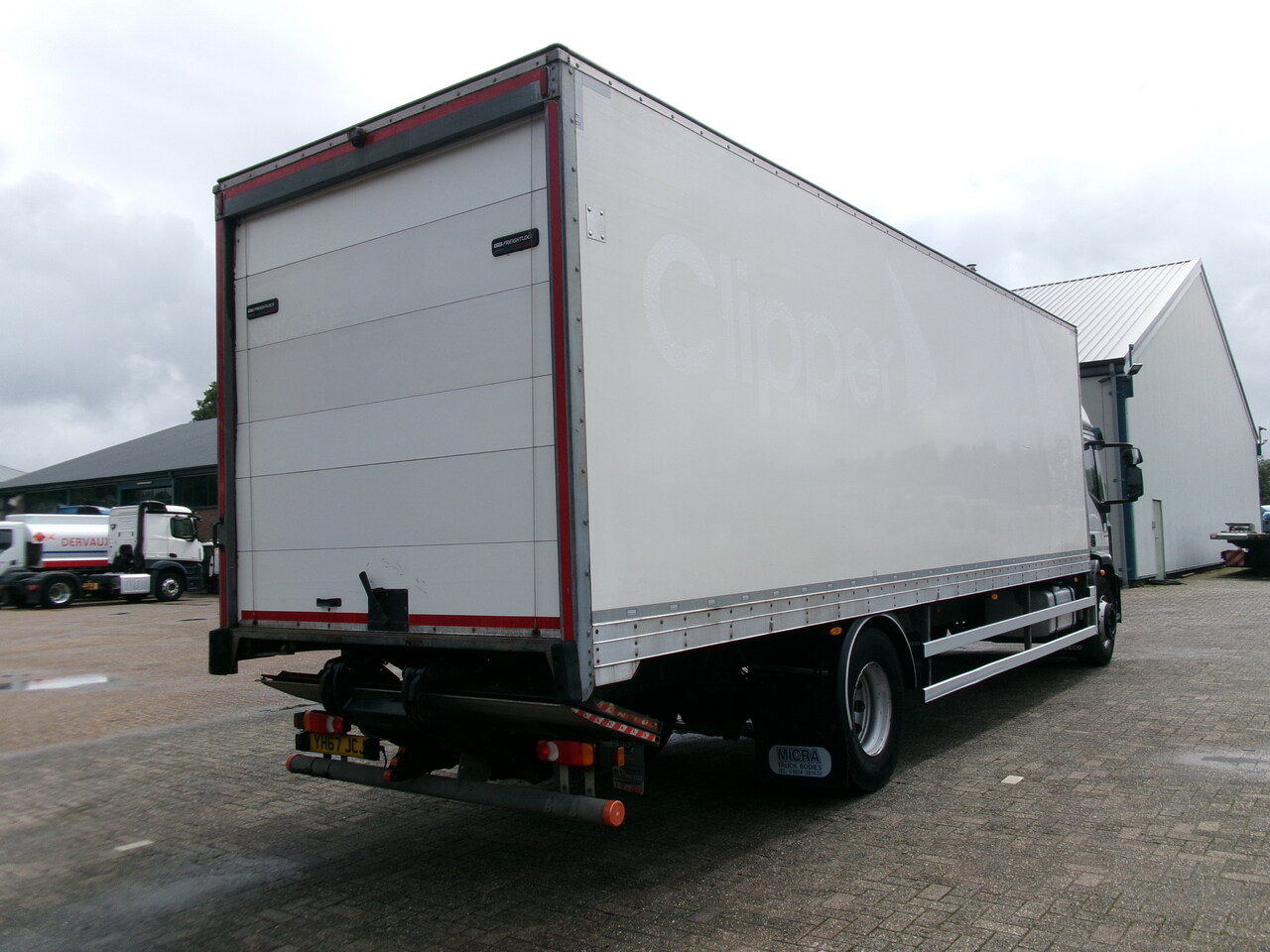 Kasti veoauto Iveco Eurocargo 180E25S RHD 4x2 Euro 6 Closed box: pilt 4