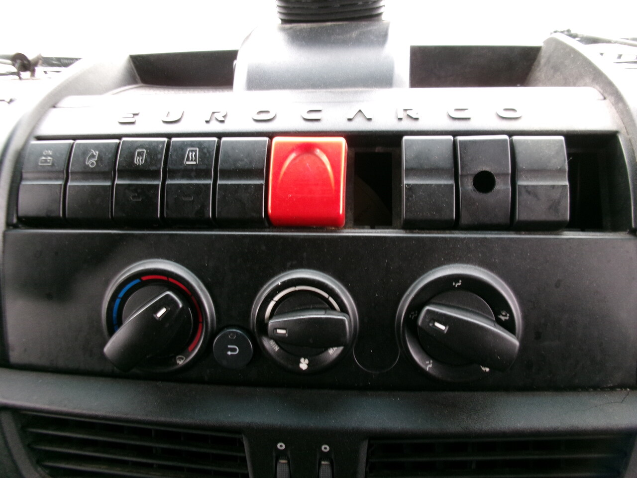 Kasti veoauto Iveco Eurocargo 180E25S RHD 4x2 Euro 6 Closed box: pilt 16