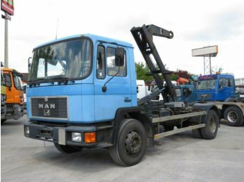 Konkstõstukiga veoauto MAN F90 18.232 F Abrollkipper Atlas