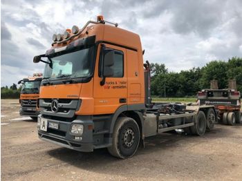 Konkstõstukiga veoauto Mercedes-Benz Actros 2546 Abrollkipper