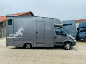 Loomaveok Iveco Pferdetransporter