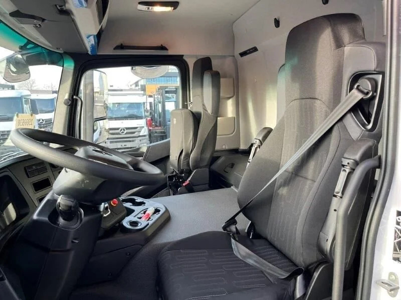 Uus Kabiinišassiiga veoauto Mercedes-Benz Arocs 4040 A 6x6 Chassis Cabin (5 units): pilt 14