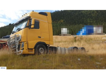 Konteinerveduk/ Tõstukiga veoauto Volvo FH16: pilt 1