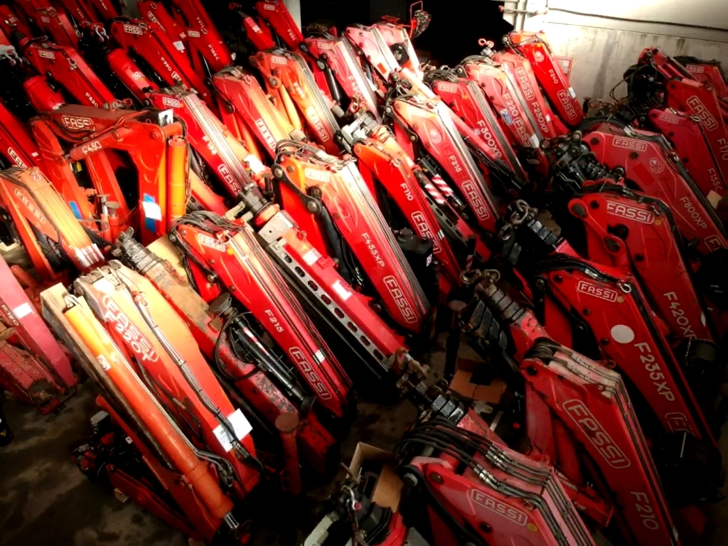 TRANSGRUAS - müügil olevad sõidukid undefined: pilt 2