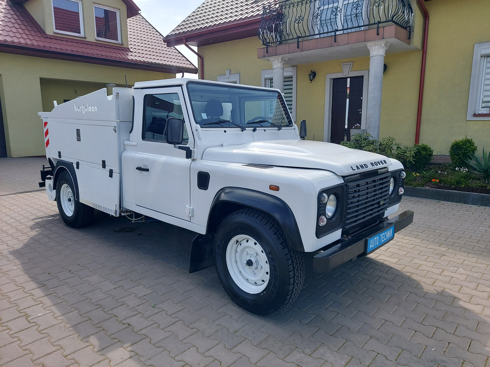 AUTO TECHNIK - Kommunaal-/ Erisõidukid - 4x2 undefined: pilt 19