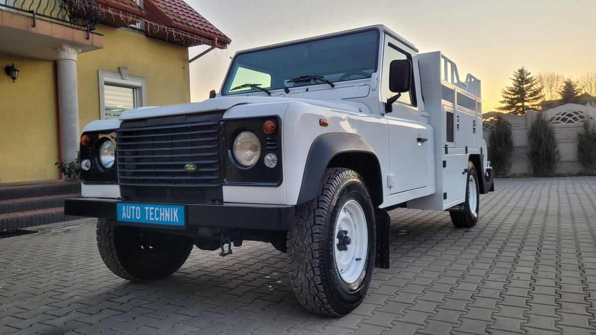 AUTO TECHNIK - Kommunaal-/ Erisõidukid - 4x2 undefined: pilt 4