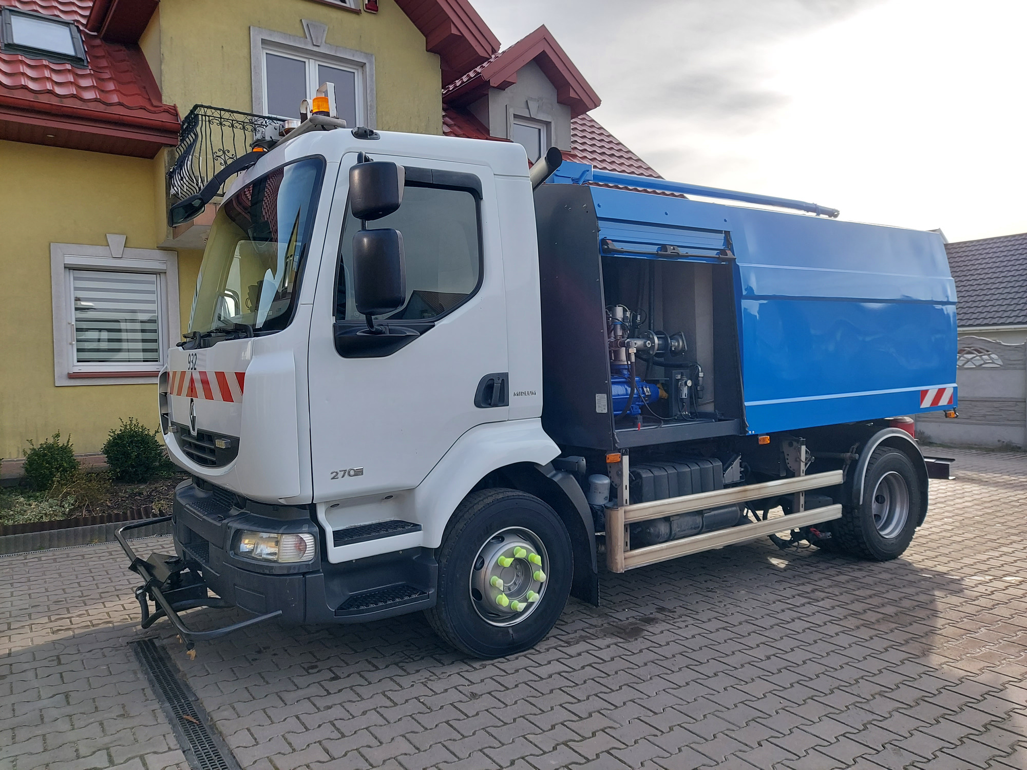 AUTO TECHNIK - Kommunaal-/ Erisõidukid - 4x2 undefined: pilt 27