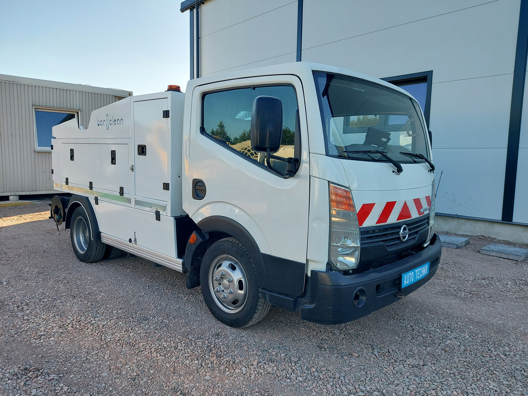 AUTO TECHNIK - Kommunaal-/ Erisõidukid - 4x2 undefined: pilt 29