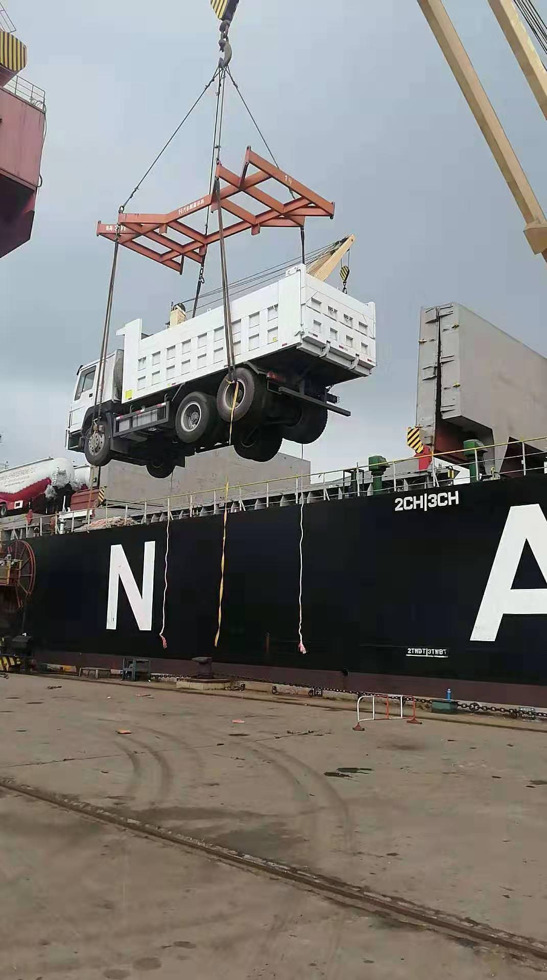 Shandong Guhong Auto Industrial CO., LTD - Veoautod - Aasta: 2020, 6x4, õhukonditsioneer undefined: pilt 4