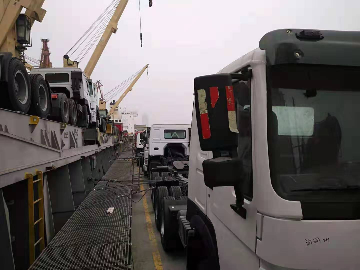 Shandong Guhong Auto Industrial CO., LTD - Veoautod - Aasta: 2020, 6x4, õhukonditsioneer undefined: pilt 10