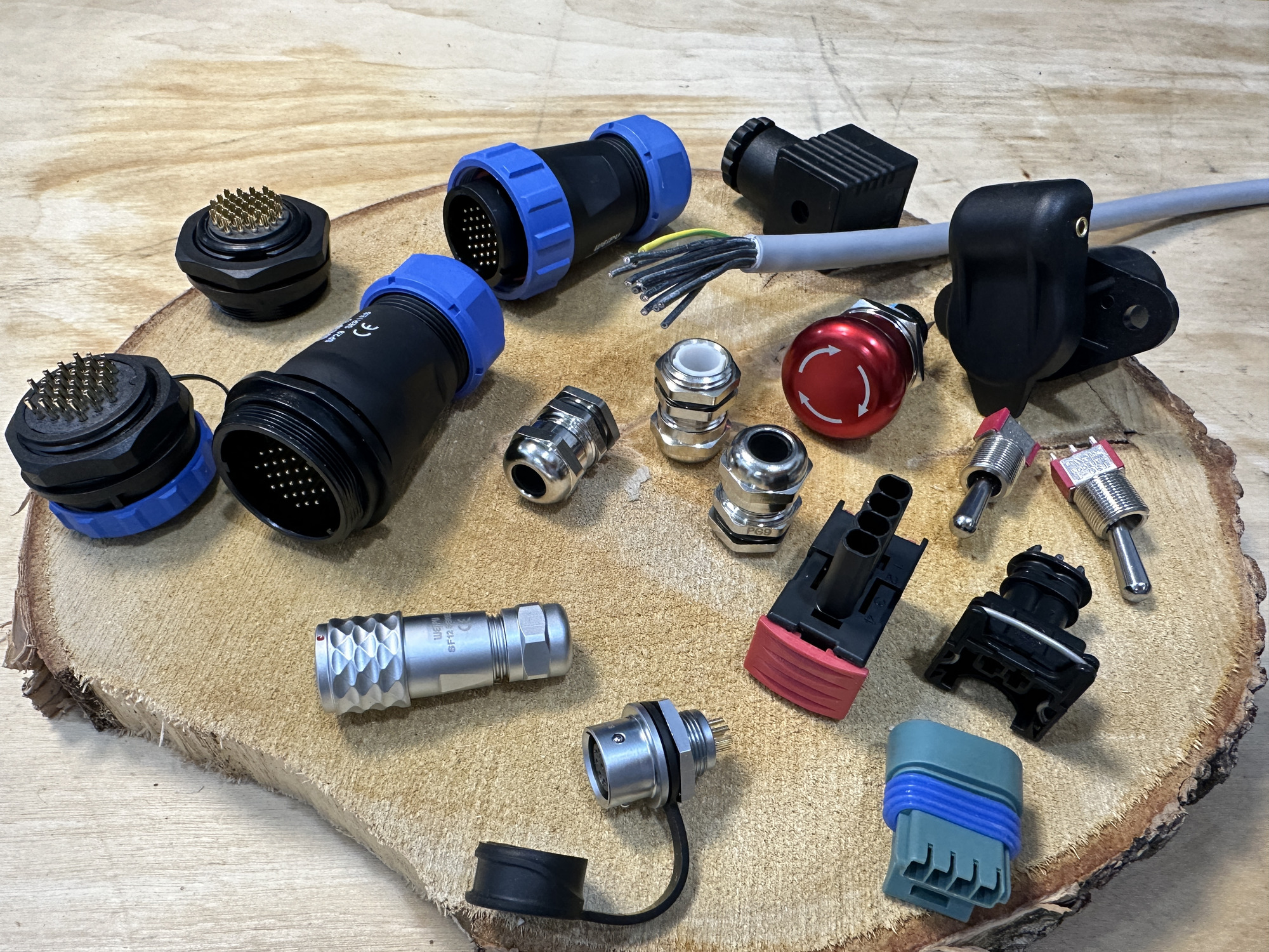 Global Master Sp. z o.o. - Kommunaal-/ Erisõidukid undefined: pilt 2