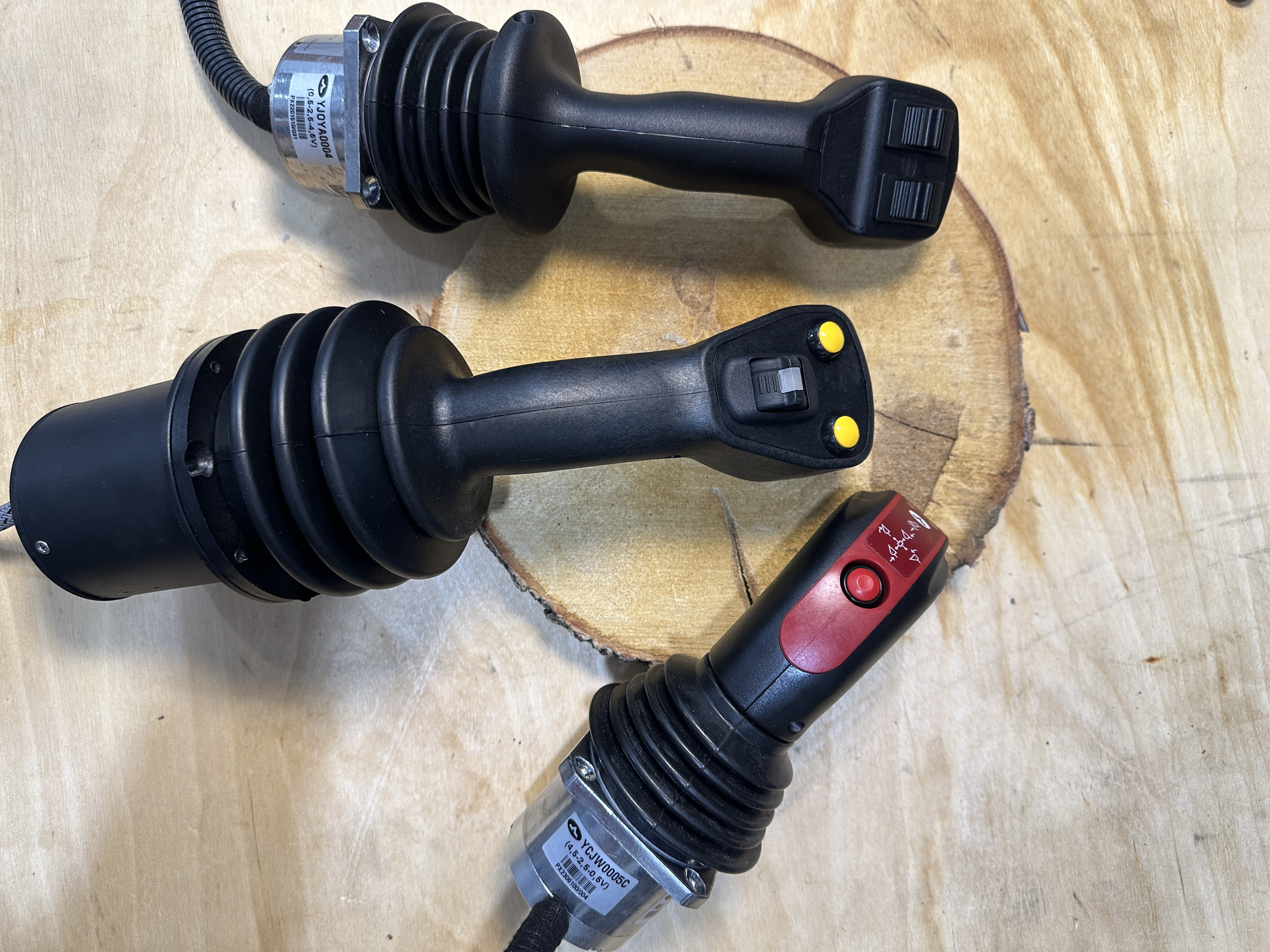 Global Master Sp. z o.o. - Kommunaal-/ Erisõidukid undefined: pilt 3