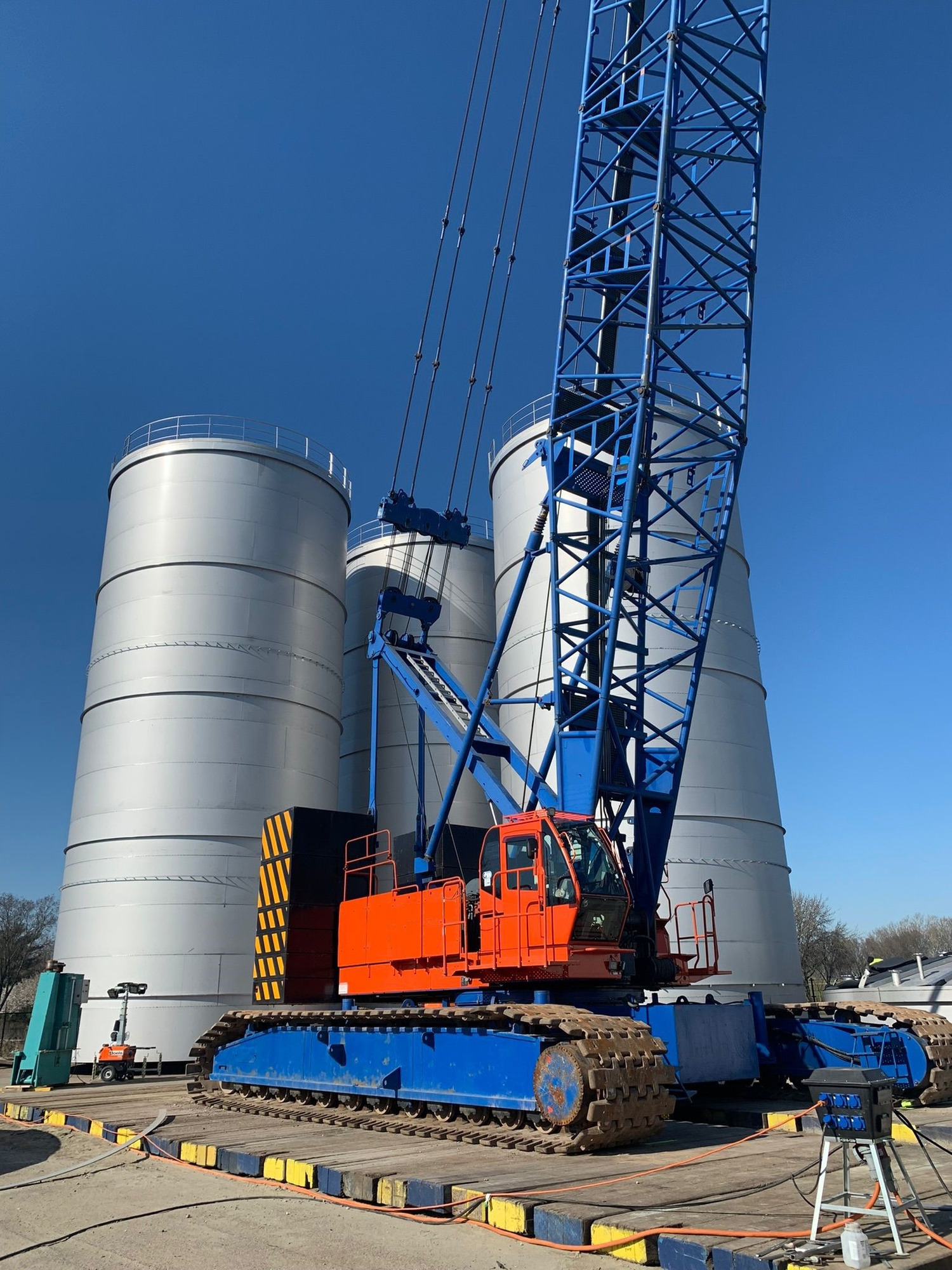 PVE CRANE RENTAL B.V. - müügil olevad sõidukid undefined: pilt 1