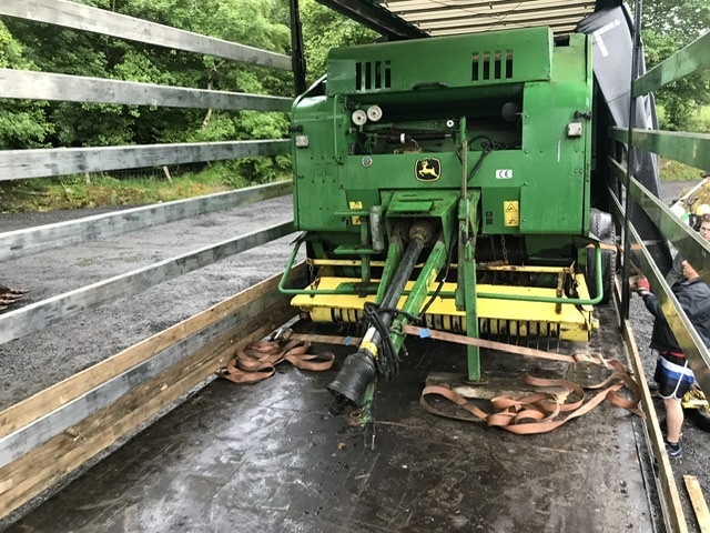 NEPHIN TRACTORS & MACHINERY LTD undefined: pilt 2