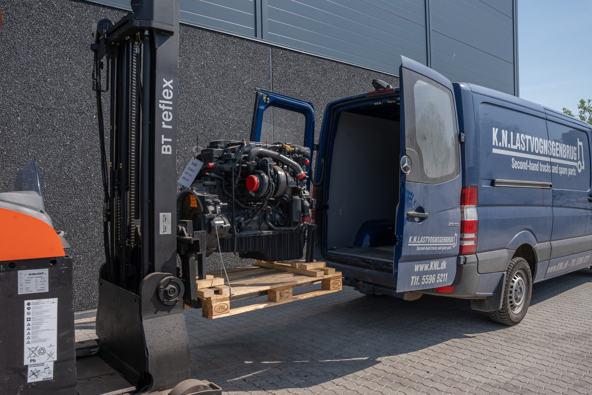 KNL TRUCKPARTS ApS - Ehitusmasinad undefined: pilt 3