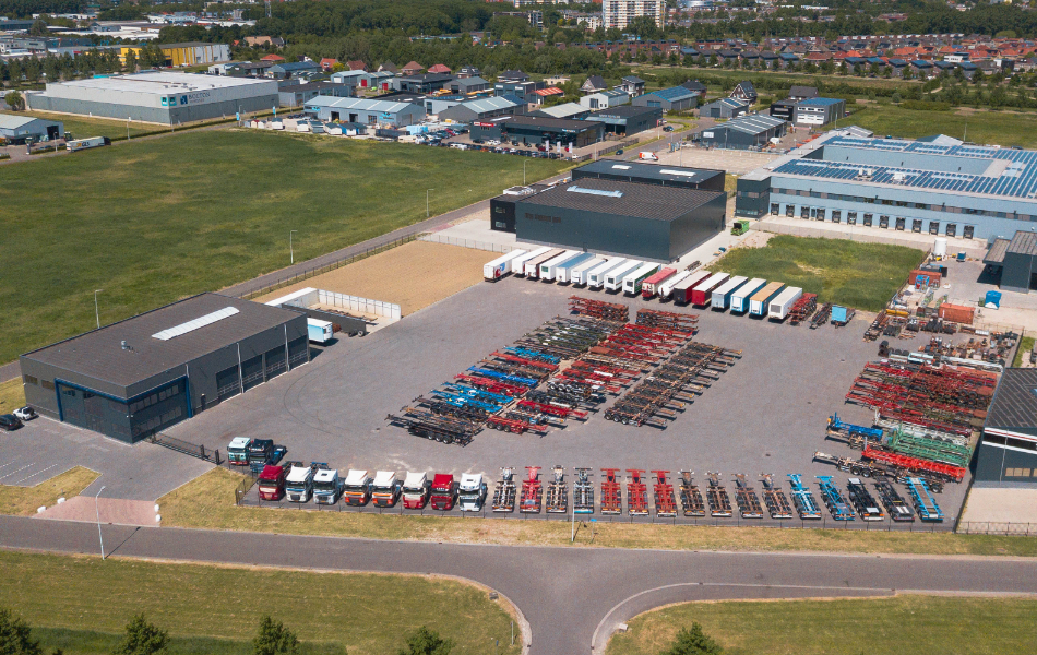 Louis Boon Trucks & Trailers BV undefined: pilt 6