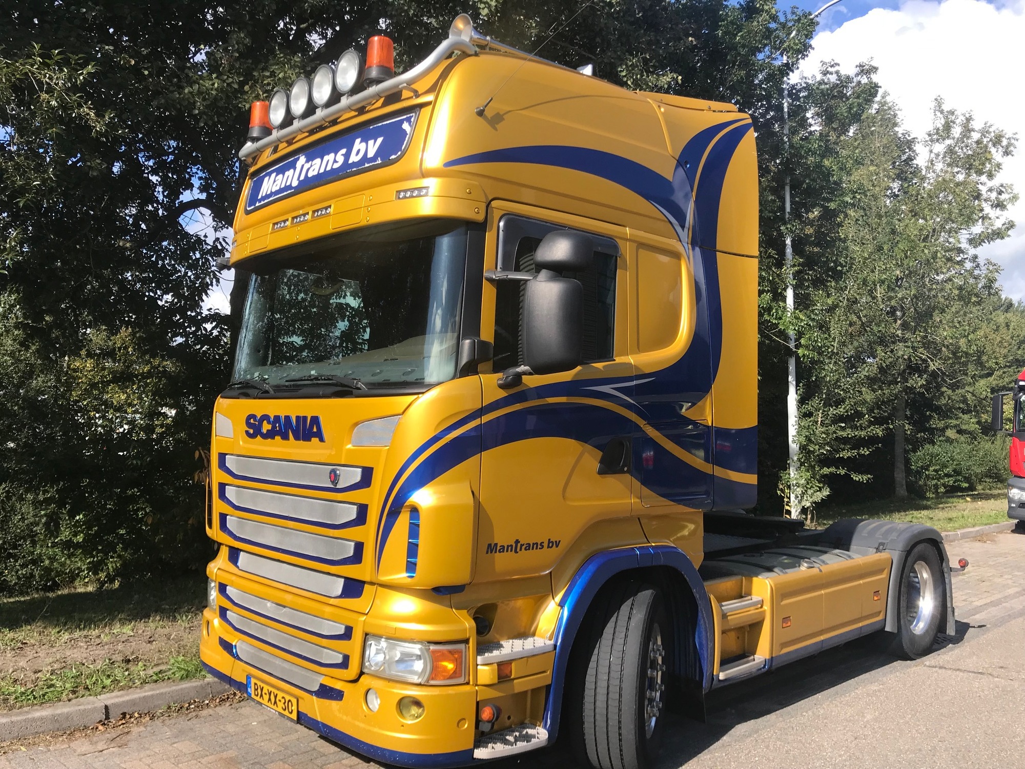 HE TRADING - Tarbesõidukid undefined: pilt 1