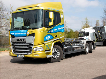 Konkstõstukiga veoauto DAF XD 450