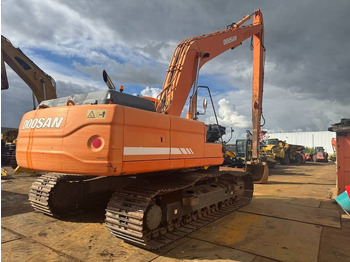 Ekskavaator Doosan DX 300 LC ( 4.690 original hours 18M long reach ): pilt 5