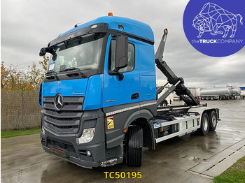 Konteinerveduk/ Tõstukiga veoauto MERCEDES-BENZ Actros 2645