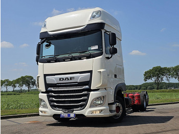 Kabiinišassiiga veoauto DAF XF 480