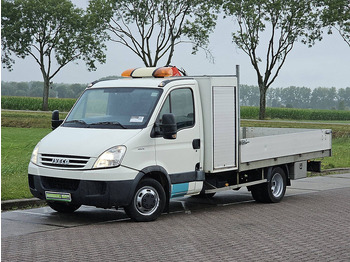 Madelauto Iveco Daily 40C15 XL FASSI laadkraan: pilt 2