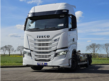 Iveco S-WAY AS260S46 LNG INT. STEERAXLE liising Iveco S-WAY AS260S46 LNG INT. STEERAXLE: pilt 1