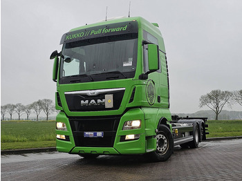 Konteinerveduk/ Tõstukiga veoauto MAN TGX 26.440