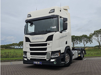 Konteinerveduk/ Tõstukiga veoauto SCANIA R 450