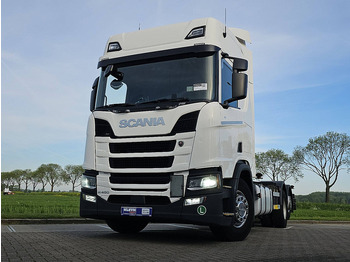 Konteinerveduk/ Tõstukiga veoauto SCANIA R 450