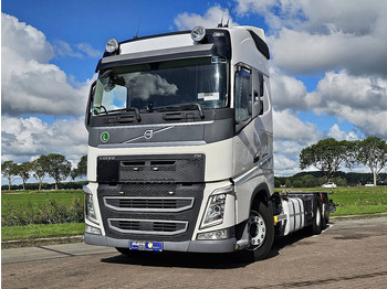 Konteinerveduk/ Tõstukiga veoauto VOLVO FH 460