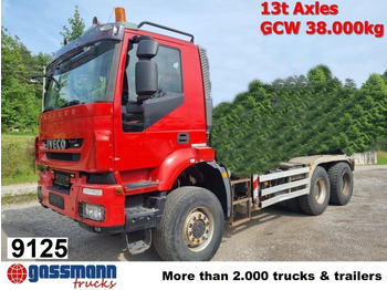 Kabiinišassiiga veoauto IVECO Trakker