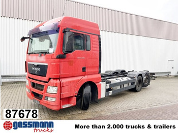 Kabiinišassiiga veoauto MAN TGX 26.440