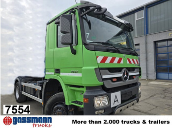 Kabiinišassiiga veoauto MERCEDES-BENZ Actros 2032