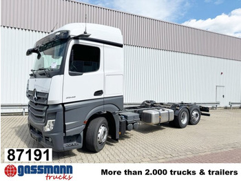 Kabiinišassiiga veoauto MERCEDES-BENZ Actros 2548