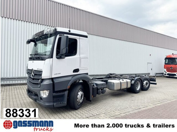 Kabiinišassiiga veoauto MERCEDES-BENZ Actros 2548