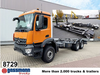 Kabiinišassiiga veoauto MERCEDES-BENZ Arocs