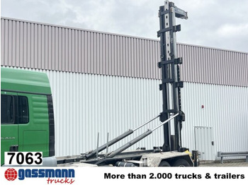 Konkstõstukiga veoauto