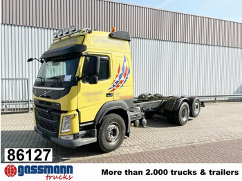 Kabiinišassiiga veoauto VOLVO FM 450