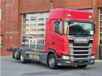 Konteinerveduk/ Tõstukiga veoauto SCANIA S 500