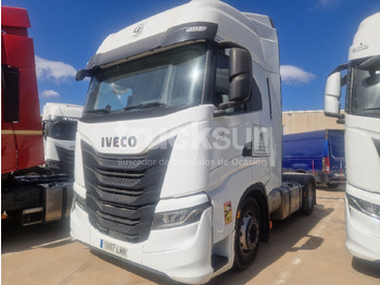 Sadulveok IVECO S-WAY
